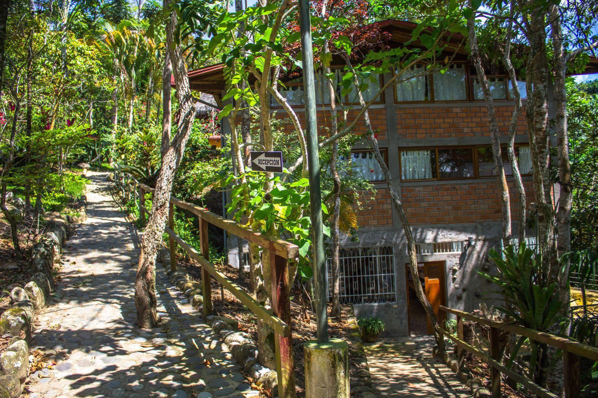 Yacumaman Sanctuary Villa Tarapoto Exterior photo